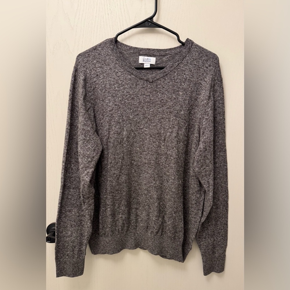 Gray Men's Long Sleeve Pullover V Neck Sweater‎ Size L Croft & Barrow
